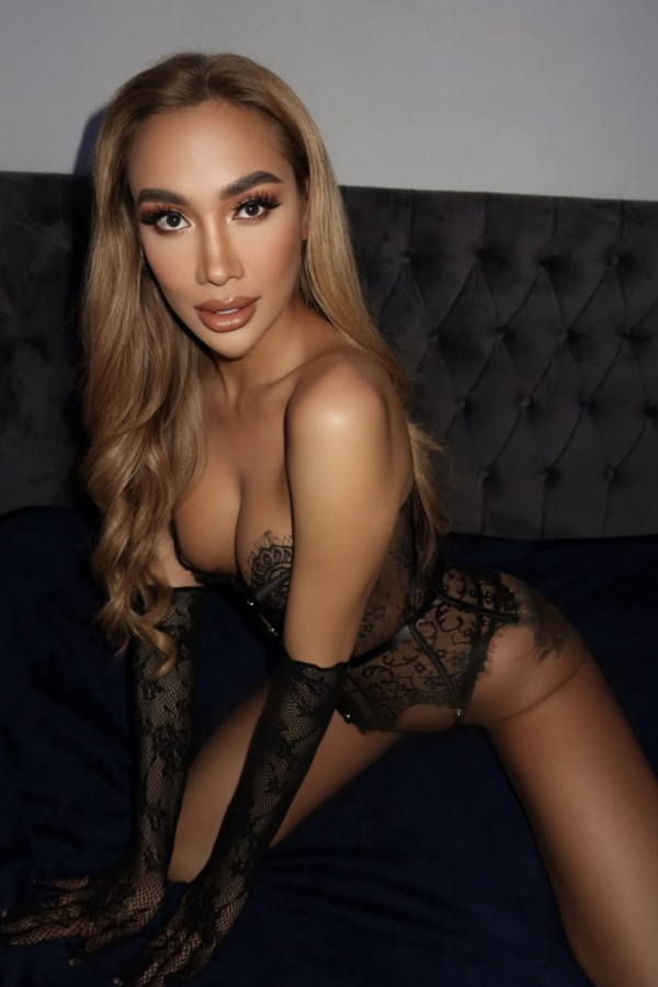 Транссексуалка Марина