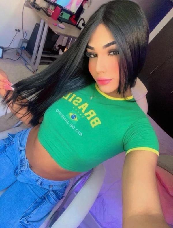 Транссексуалка Алиса